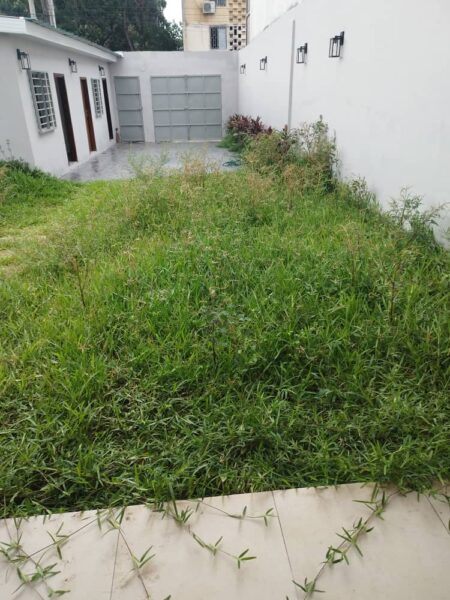 Location d'une villa basse de 5 pièces sur Cocody