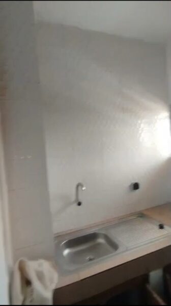 Location d'un 2 pièces staffé sur Azito