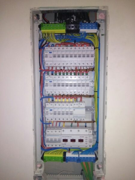 Electricien professionnel à vôtre service sur Yamoussoukro