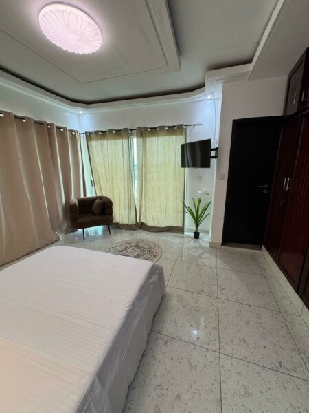 Location d'un appartement 3 pièces sur Cocody Riviera