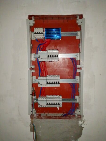 Electricien professionnel à vôtre service