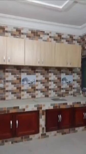 Location d'un appartement 3 pièces sur Yopougon Azito