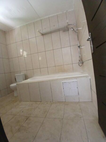 Location d'une villa duplex de 4 pièces sur Angré 8ème tranche