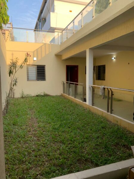 Location d'une villa duplex de 4 pièces sur Cocody Riviera