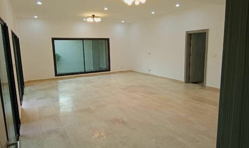 Location d'une villa duplex de 5 pièces sur Angré Djorogobité