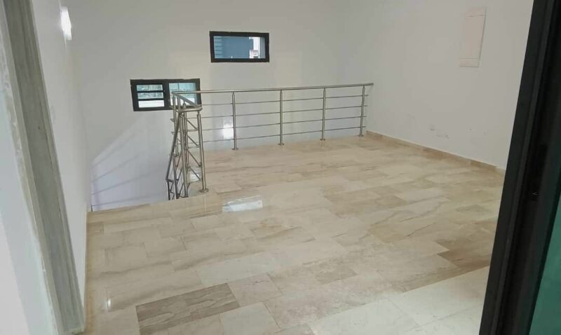 Location d'une villa duplex de 5 pièces sur Angré Djorogobité