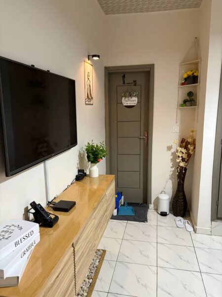 Location d'une résidence meublée sur Angré Djorogobité