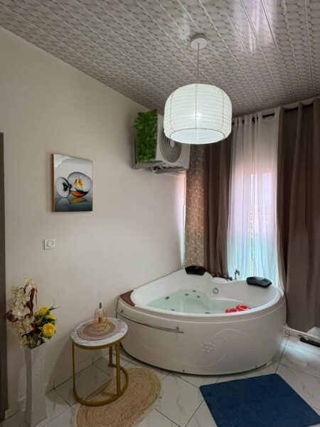 Location d'une résidence meublée sur Angré Djorogobité