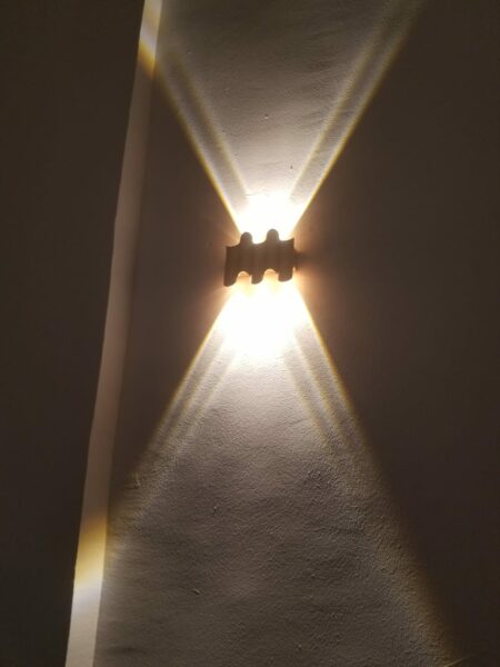 Service professionnel d'installation de luminaires décoratifs à vôtre service sur songon