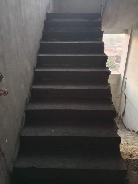 Service professionnel de carrelage sur mesure à vôtre service sur Songon