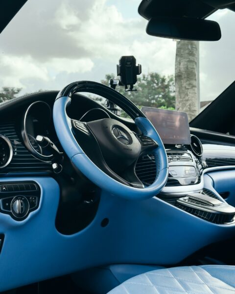 Location de Mercedes VIP pour vos déplacements de prestige