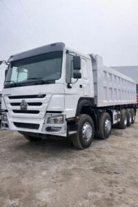 Location de camions Benne 12 places sur Abidjan
