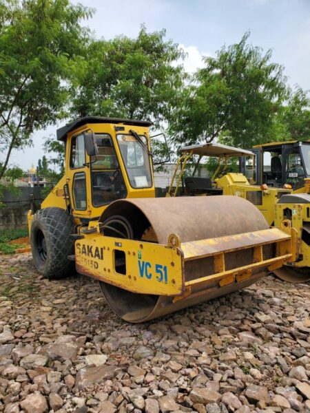 Location de compacteur à rouleau sur Abidjan