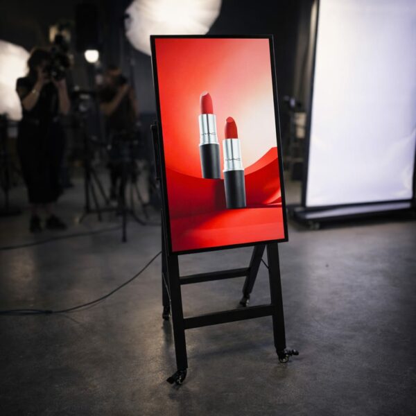 LOCATION – KAKÉMONOS / TOTEMS NUMÉRIQUES