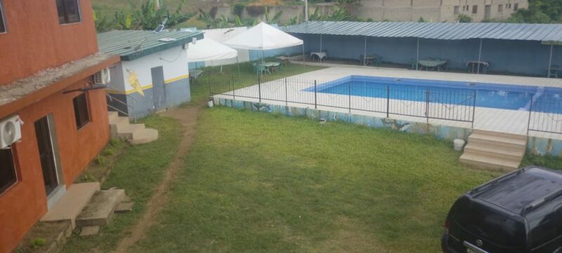 Location d'un espace vert avec piscine pour vos évènements