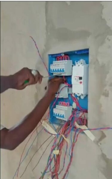 Electricien professionnel à vôtre service