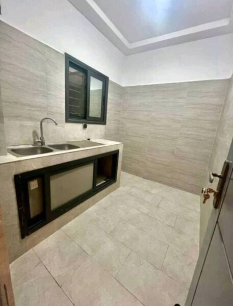 Location d'un appartement 2 pièce haut standing sur M'badon