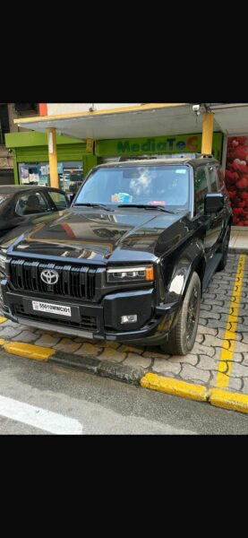 Location d'un Toyota Land Cruiser 2025