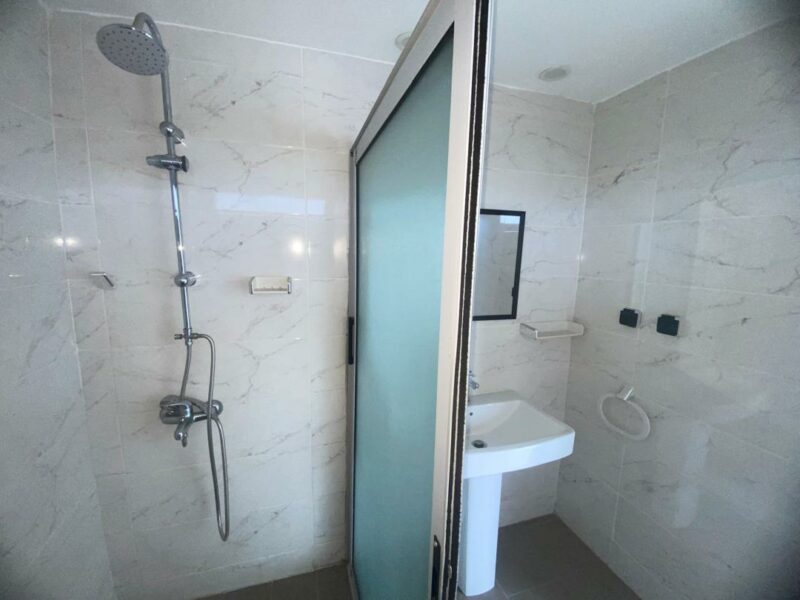 Location d'un appartement de 4 pièces sur Marcory