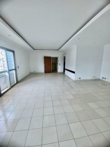 Location d'un appartement de 4 pièces sur Marcory