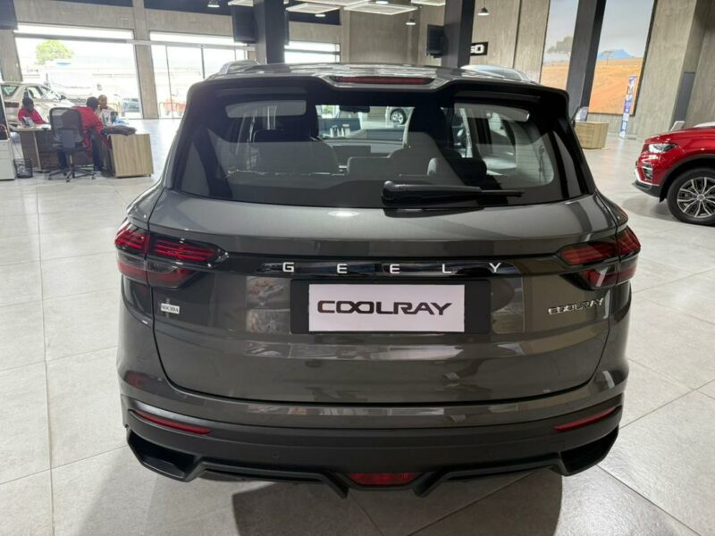 Location d'un SUV Geely sur Abidjan