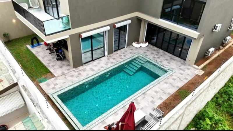 Location d'une Villa Triplex de haut standing sur M'badon