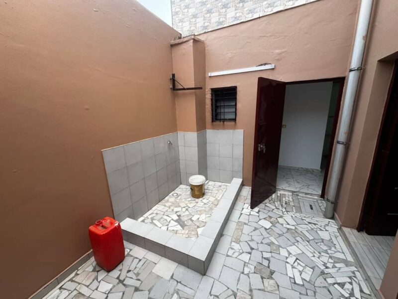 Location d'un Duplex 4 pièces sur Attoban