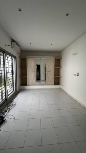 Location de Villa basse de 4 pièces sur Attoban