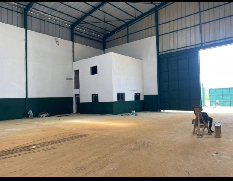 Location d'un entrepôt sur Yopougon