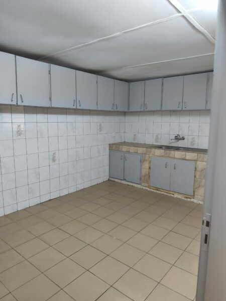 Location de Villa basse de 4 pièces avec deux dépendances