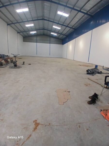 Location d'entrepôt sur Abidjan