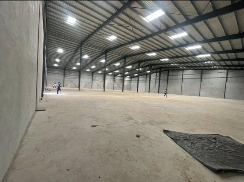 Location d'entrepôt sur Abidjan