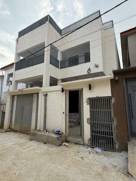 Location de Duplex moderne 4 pièces sur Abidjan