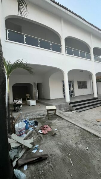 Location de duplex 14 pièces de haut standing sur Abidjan