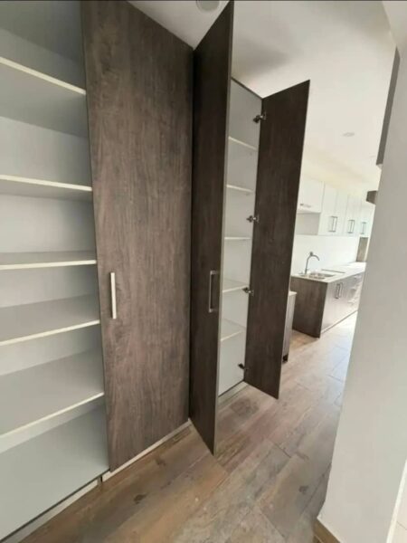 Location d'un appartement de 2 pièces sur Marcory Zone 4