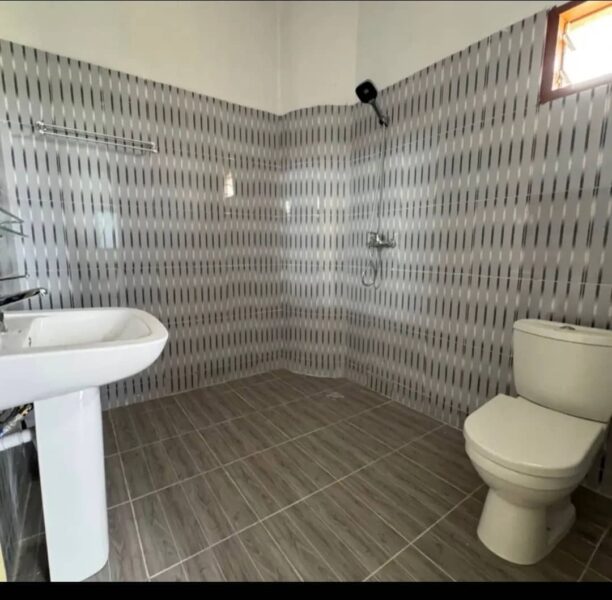 Location d'un appartement de 2 pièces sur Port Bouet