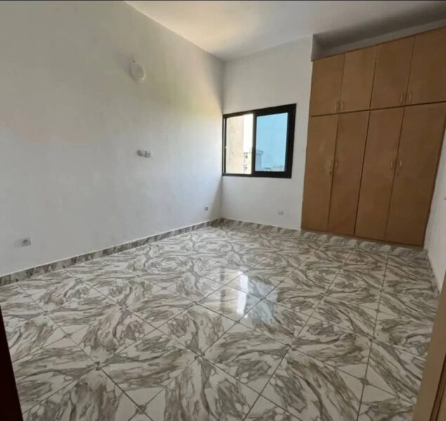 Location d'un appartement de 2 pièces sur Port Bouet