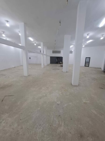 Location d'un entrepôt sur Abidjan