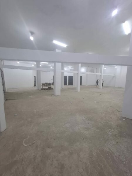 Location d'un entrepôt sur Abidjan