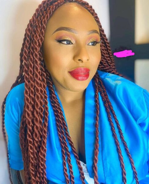 Maquilleuse professionnelle à vôtre service