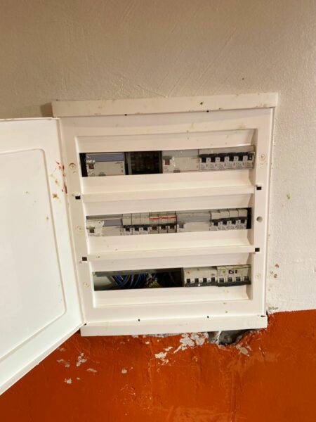 Electricien professionnel à vôtre service