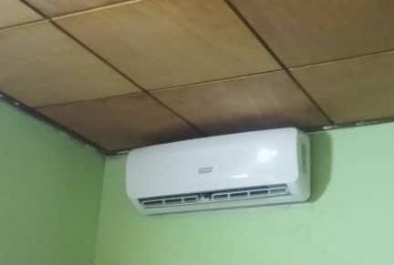 Installateur de climatiseur professionnel