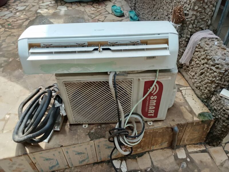 Installateur de climatiseur professionnel