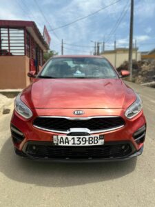 Location de KIA cerato sur Abidjan