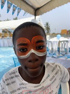 Maquilleur professionnel pour enfants à vôtre service