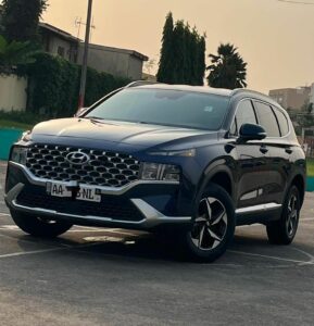 Location d'une Hyundai Santafe