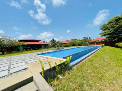 Location d'une villa 4 pièces de haut standing sur Assinie