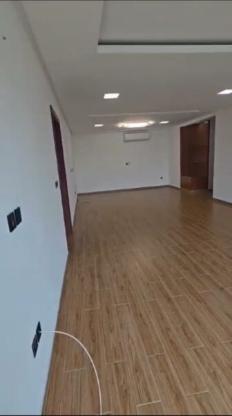 Location d'un appartement de 4 pièces sur Cocody Berverly