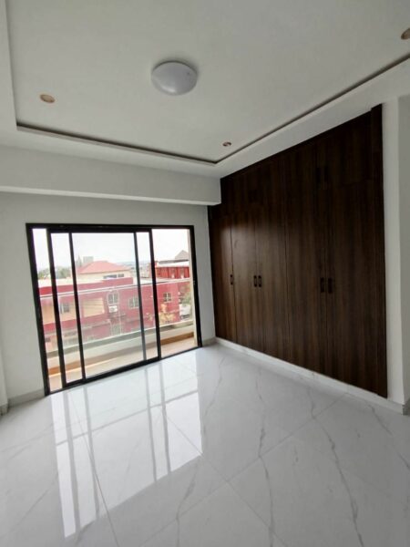 Location d'un appartement de haut standing de 4 pièces sur M'badon