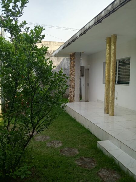 Location d'une Villa basse de 4 pièces sur Attoban